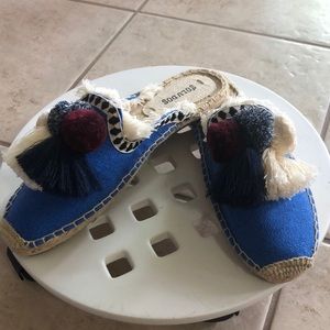 Soludos pompom espadrille mule size 7.  New never worn.